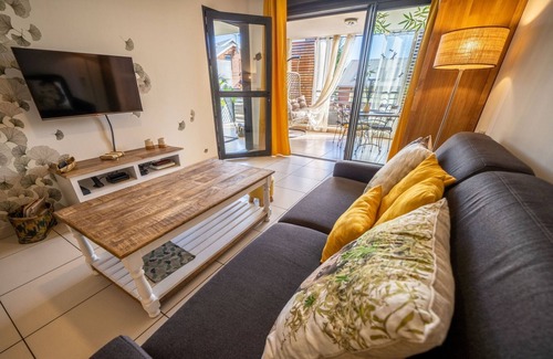 La Saline Les Bains Apartment | Vert Saline, beau T2 avec piscine