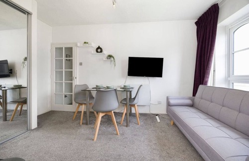 Island Gardens Apartment | Verv by the River (Isle of Dogs)