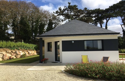 Carantec Villa | Very beautiful new * villa located 2 minutes walk from the sea and 5 minutes from shops