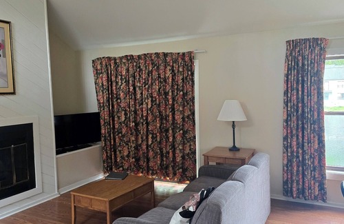 West Kissimmee Resort | very beautiful, spacious,peaceful Resort with WiFi, AC in Welcoming Clermont.