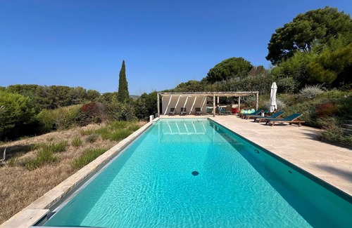 Bandol House | Very beautiful villa with panoramic sea view and swimming pool near the beach for 12