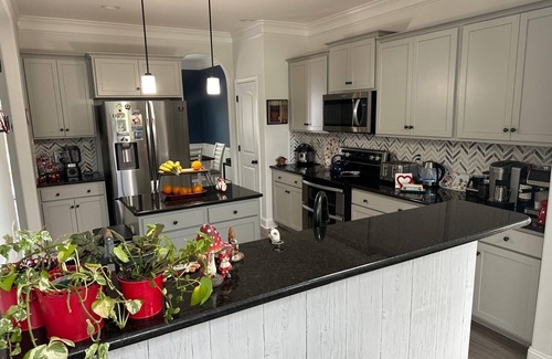 Colfax House | Very bright, cozy and spacious new 4-bedroom house in a beautiful community