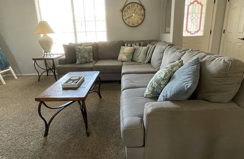 Bullhead City House | Very close to OHV trails. Quiet Pool home in Fort Mohave!