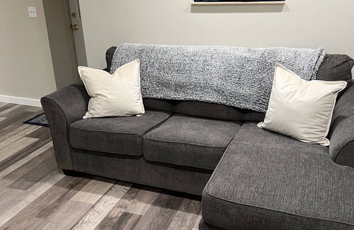 Butte Apartment | Very cozy, studio, uptown apartment