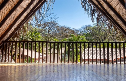 Playa Guiones House | Very Desirable K Section House - 2 Minute Walk to Best Surf Break in Guiones !