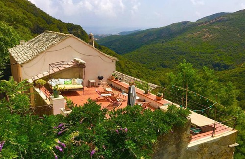 Rogliano House | Very large old house, very charming, in a quiet hamlet of Cap Corse.