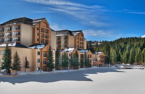 Peak 9 Villa | Very nice 1 bedroom with 2 bathrooms at Marriott Mountain Valley Lodge