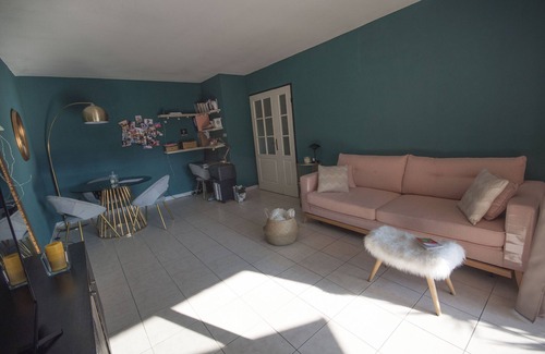 Mougins Apartment | Very nice 2-room apartment in the forest 10 minutes from the beach