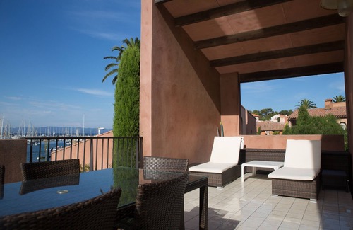 Porquerolles Apartment | Very nice apartment on Porquerolles, large terrace with stunning views