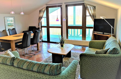 Neuensien Apartment | Very nice apartment with a direct view of Lake Neuensien