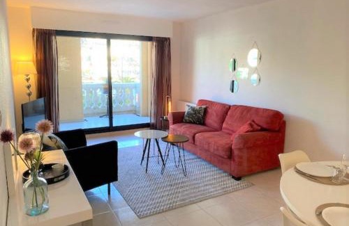 Le Cannet Apartment | Very Nice Apartment With Shared Pool