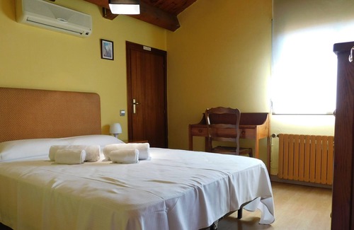 Castelldefels House | VERY NICE HOLIDAY HOUSE 5 MINUTES FROM THE BEACH, A HIGH STANDARD AREA