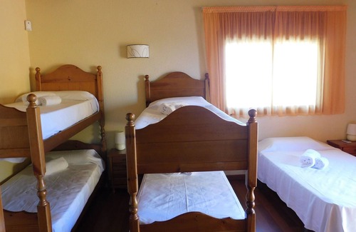 Castelldefels House | VERY NICE HOLIDAY HOUSE 5 MINUTES FROM THE BEACH, A HIGH STANDARD AREA