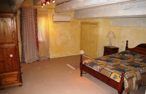Narbonne Bed & Breakfast | Very nice house for 12 people next to the big seaside town buffets