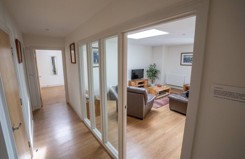 Deal Apartment | Very popular modern 2 bedroom apartment sleeps 4 located opposite Deal Pier.