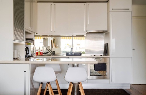 Saint-Laurent-du-Var Apartment | Very pretty apartment facing the sea, ideal for a couple with a child.