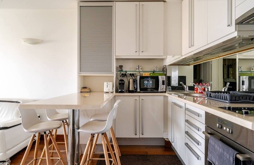 Saint-Laurent-du-Var Apartment | Very pretty apartment facing the sea, ideal for a couple with a child.