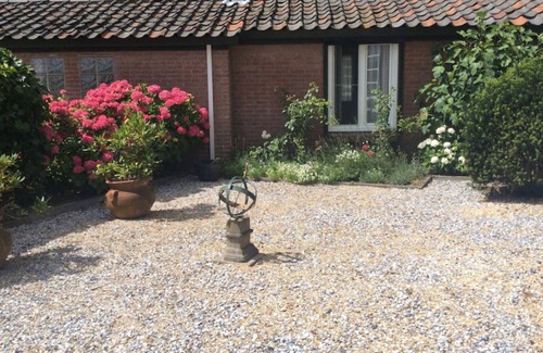 Egmond aan Zee Cottage | Very private, just the owner around