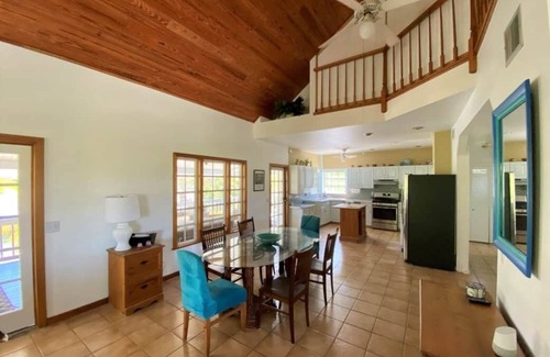 Little Torch Key House | Very Private 3 Bedroom/2 Bath Canal Home in Little Torch Key w/Private Pool