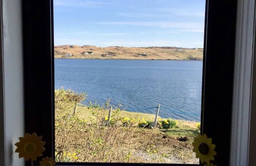 Isle of Harris House | Very Private Croft Cottage on Scenic Sea Loch in the Wonderful Western Isles