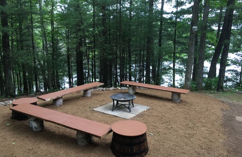 Hazelhurst House | Very Private - Half Log Lakefront Home - Sand Beach - Deck