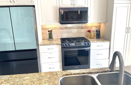 Palm Springs House | Very Private Home Located 1.5 miles from Palm Canyon Restaurants and Shopping