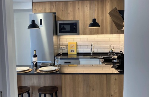 La Font d'en Fargues Apartment | Very Quiet & Tranquil Area, Next to Large Parks, Well Connected to City-centre