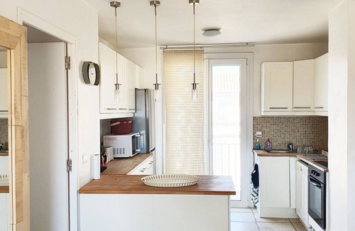 Sainte-Maxime City Centre Apartment | Very Rare, renovated t3 apartment with large balcony # SEA VIEW # downtown