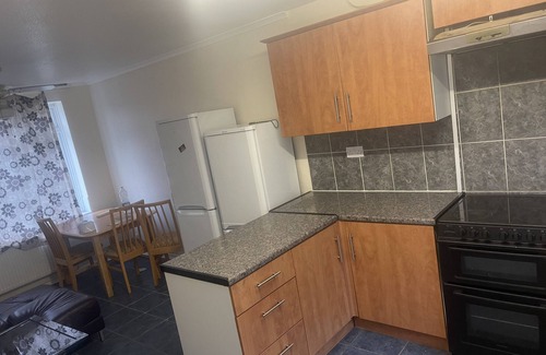 Rochester East Ward House | Very serene clean reserved environment.