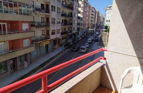 Sanxenxo Condo | VERY SPACIOUS APARTMENT IN THE CENTER OF SANXENXO VERY CLOSE TO THE BEACH. ID9024613