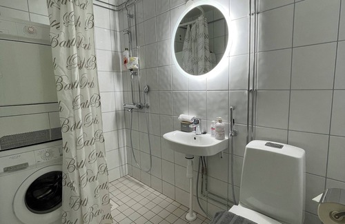 Lahti Apartment | VesiLahti RoofLevel — Chic 1-bedroom apartment with a loft bed and AC in Lahti