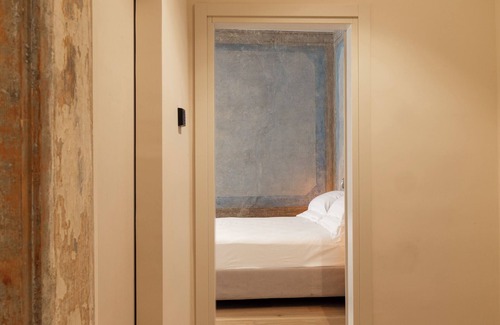 Tivoli Apartment | Vesta Room - Residenza San Valerio in the historic center of Tivoli