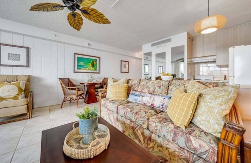Kahana Condo | VI 206 OceanFront Studio w Pool