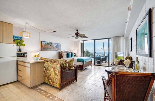Kahana Condo | VI 206 OceanFront Studio w Pool