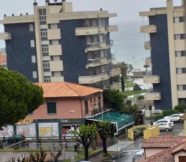 Marina di Andora Apartment | Via dei Mille 1, centrale e vista mare