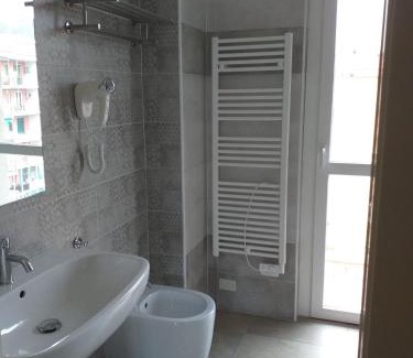 Marina di Andora Apartment | Via dei Mille 1, centrale e vista mare