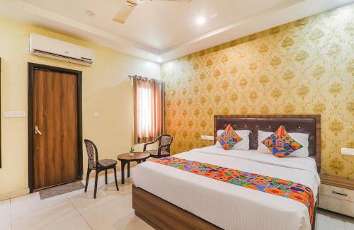 Indira Nagar Hotel | Via G Inn