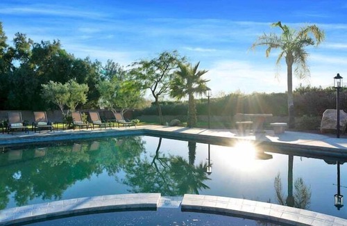 Thousand Palms House | Via Las Palmas 2 Acre Grounds