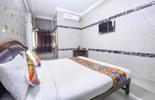 Perambur Purasavakam Hotel | Via Le Royal Inn