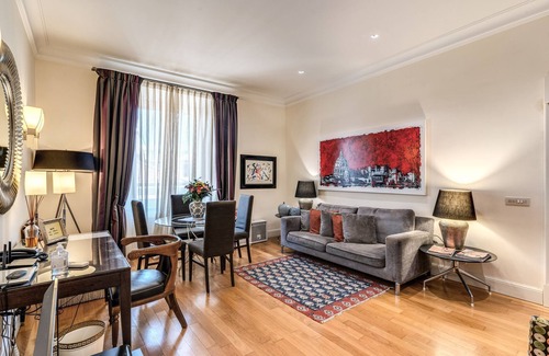 Repubblica Apartment | Via Napoli, 27 Apartment A - Two Bedroom Apartment