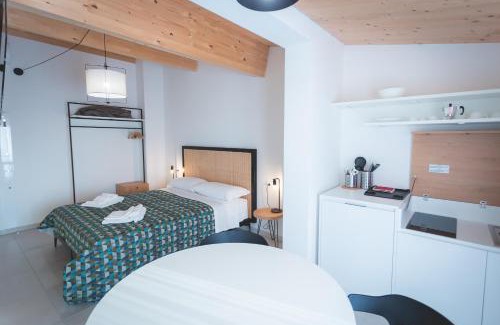 Marina di Cecina House | Via Siena 4 - Suites & Rooms