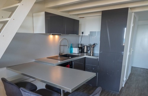 Vias Apartment | Vias-Plage - Appartement climatisé avec piscine face à la mer