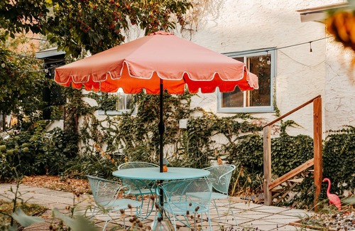 Northeast Minneapolis Arts District House | Vibes & Style at Dollhouse Northeast! Arts District Gem