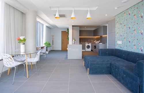 Bo'Kaap Apartment | Vibrant 2-Bed Apartment | Contemporary Finishes