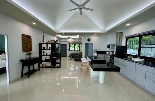 Ban Saiyuan Villa | Vibrant 2 Bedrooms Private Pool Villa