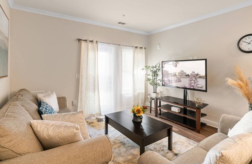 Stafford Apartment | Vibrant 2 beds/2 baths apartment, just 1 mile from Stafford Hospital