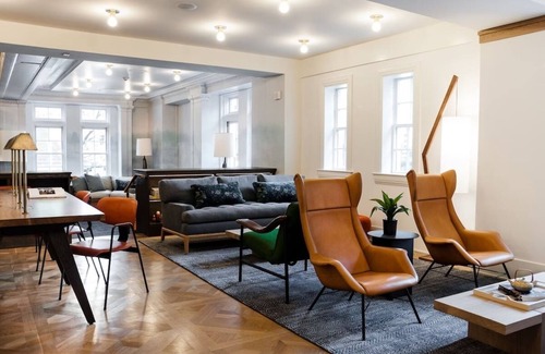Mount Vernon Hotel | Vibrant Boutique Hotel: Rooftop Dining & Steps from The Walters Art Museum