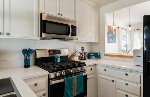Avila Beach House | Vibrant Casita in Avila Beach: An Unforgettable Escape into the Beauty of Central Coast