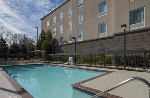 East Point House | Vibrant King Room near Camp Creek Marketplace!