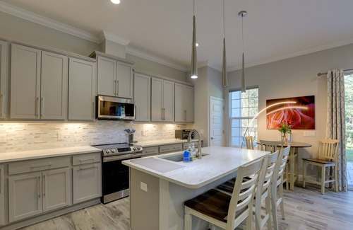 Fellowship House | Vibrant Ocala Townhome: Close to Golf Club & WEC!